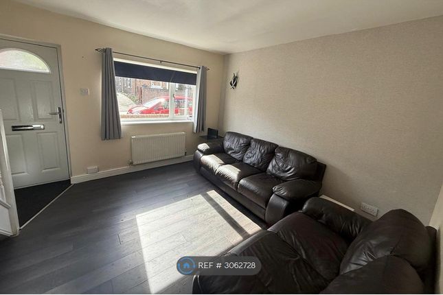 Park St, Madeley, Telford photo 4