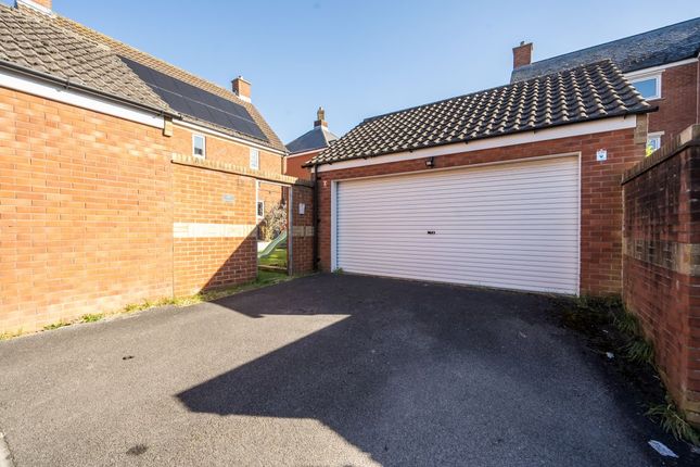 93, Okus Road, Okus Road photo 4
