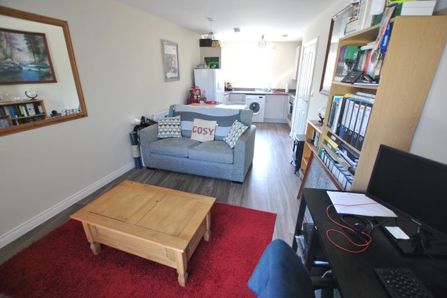 9, Staneford Close, Telford photo 3