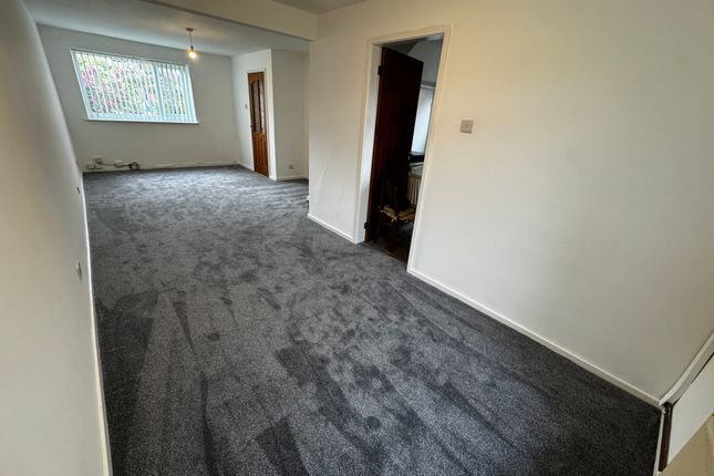 69, Chester Avenue, Bolton photo 4
