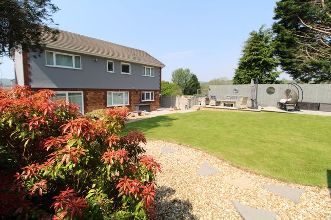 40, Highland Court, Bridgend photo 2