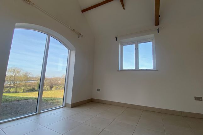 Detached house to rent in Marsh Farm Lane, Alresford