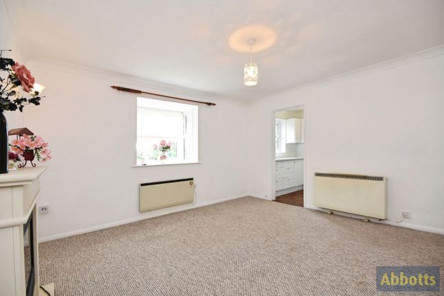 Flat 3, Carisbrooke Lodge,, Hilltop Close, Essex photo 4