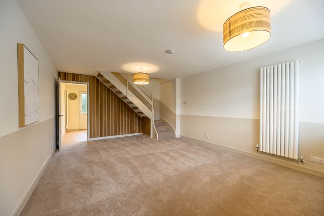 81, Latimer Drive, Nottingham photo 4