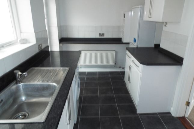 107, Southampton photo 2