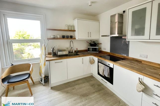 Maisonette 2, 46 Basingstoke Rd, Reading photo 3