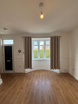 33, Handsworth Crescent, Sheffield photo 4