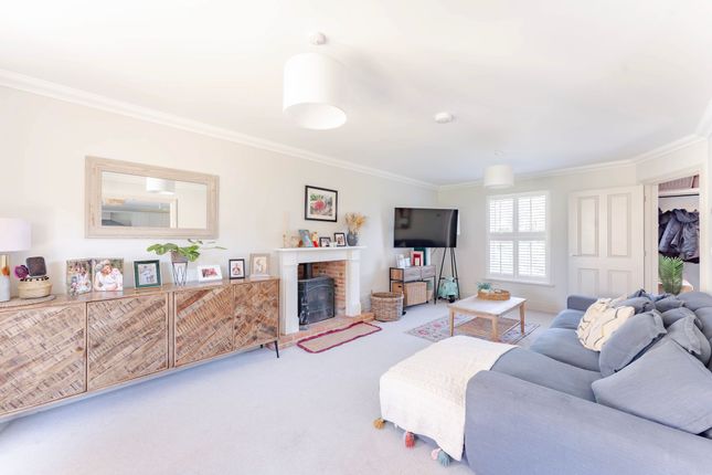 7 Rectory Road, Dereham photo 2
