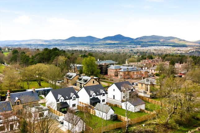 The Village, Rosslynlee photo 4