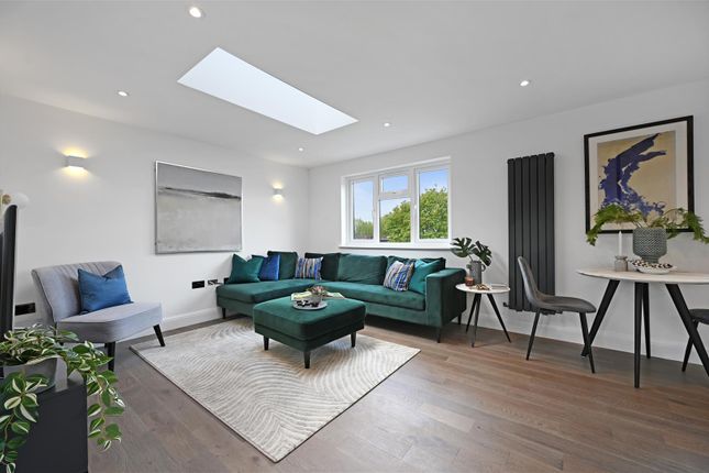 Thumbnail Flat for sale in King Edwards Gardens, London