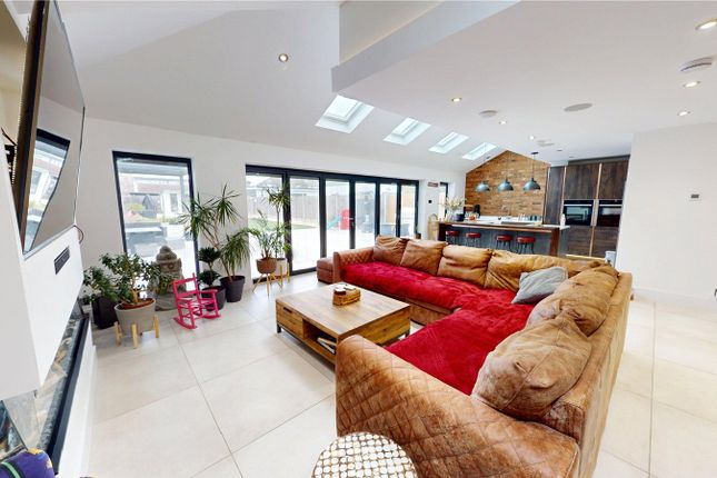 20, Scratton Road, Essex photo 4