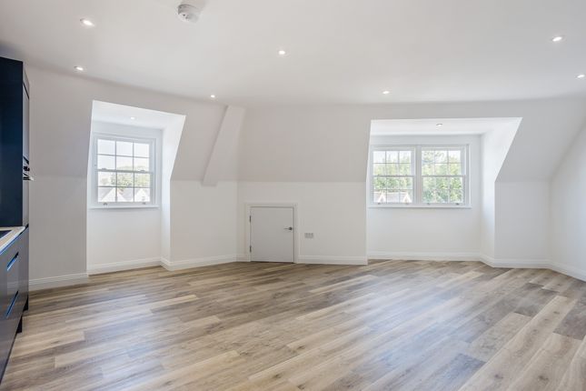 Flat for sale in Station Approach, Harpenden