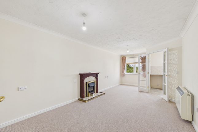 71, Priory Road, Downham Market photo 3