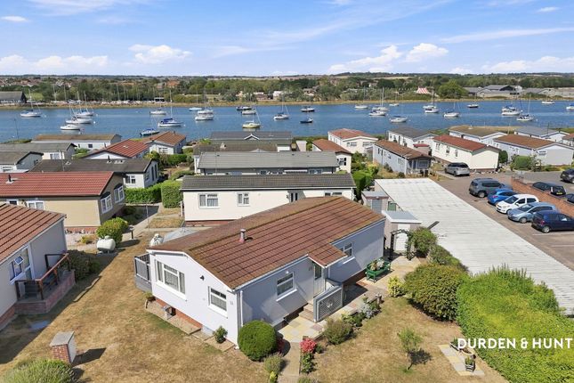 1-bed caravan on 16 Horseshoe Lawns Tower Park, Hockley, £220,000