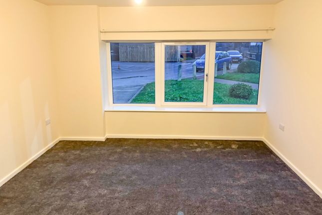 5 Biwater House, Heywood photo 4