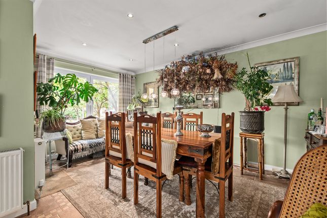 38 Glenorchil Crescent, Auchterarder photo 4