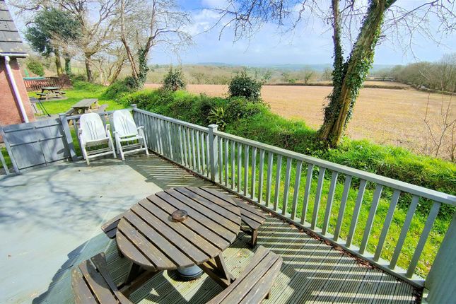 6 Dartmoor Lodge, Honicombe Park, Callington photo 4