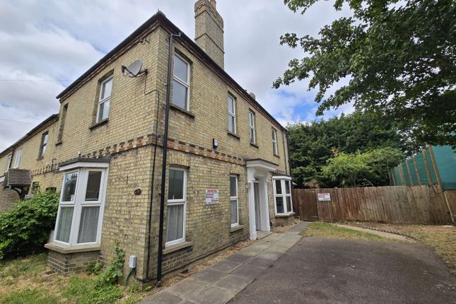 Beautiful, Characteristic, End Of Terrace 3 Bed House, With Driveway &amp; Large Garden - Available In The Village Of Sandy!