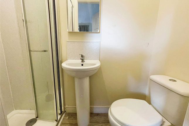 Room 3, 8, Dudley Road, South Yorkshire photo 2