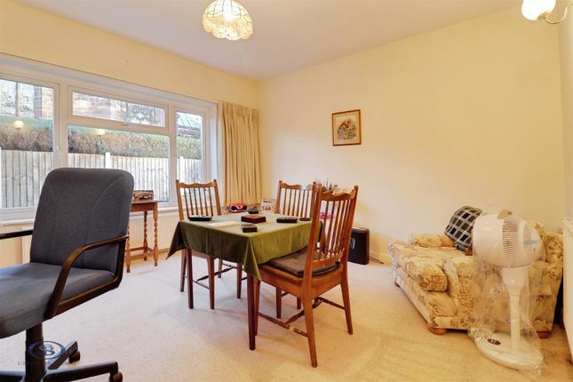 2a, The Avenue, Alsager photo 3