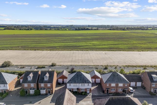 96, Hangar Drive, Tangmere photo 4