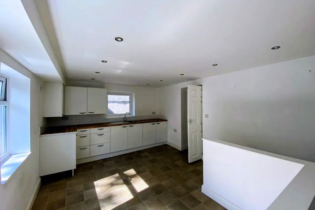 1, Station Road, Aberdare photo 3