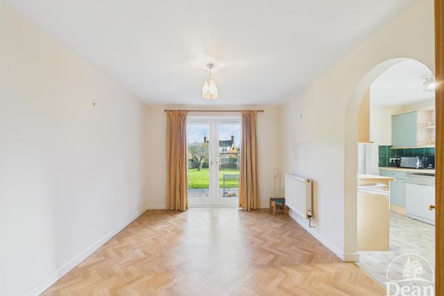 Finlea, Gorse Lane, Coleford photo 3
