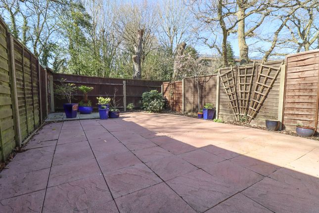 15, Bedford Close, Southampton photo 3