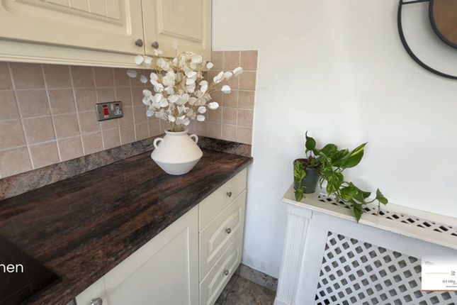 Flat 2, 18 Oxford Road, Canterbury photo 4