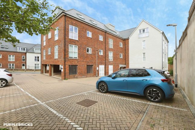 Apartment 16/Cedar House, The Avenue, Tunbridge Wells photo 4