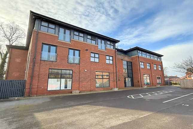 2-bed flat on Apt 9, Metro House, Sale, £250,000
