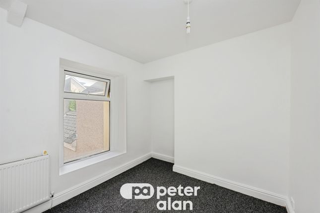 35, Creswell Road, Neath photo 2