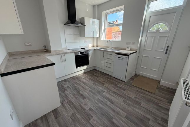 22 Filey Avenue, Barnsley photo 5