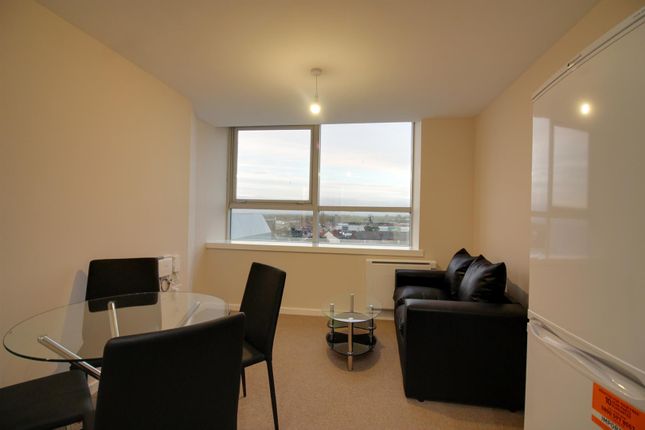 Flat to rent in Manchester Road, Altrincham