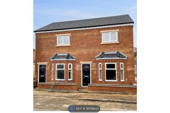 2-bed flat on Jubilee Street, Rugby, £1,095/mo