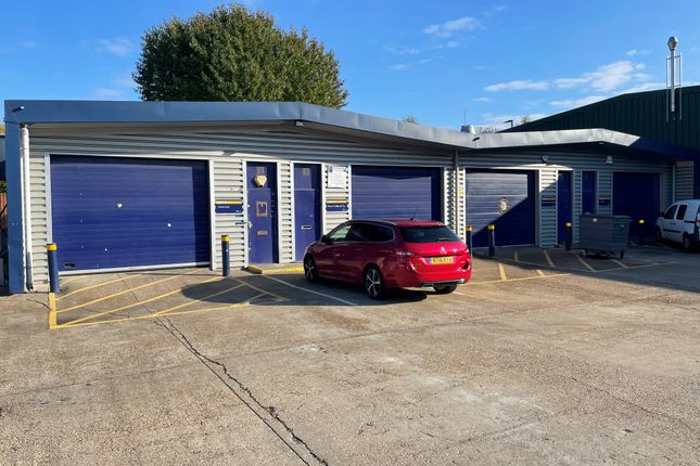 Light industrial to let in Stone Trading Estate, London