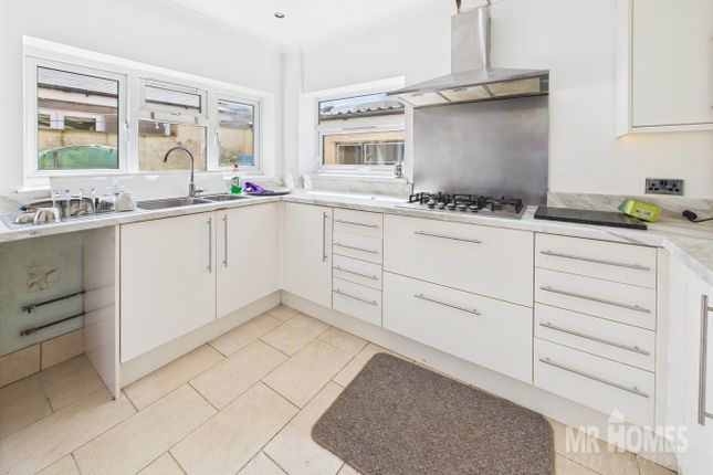 30, Neville Street, Cardiff photo 4