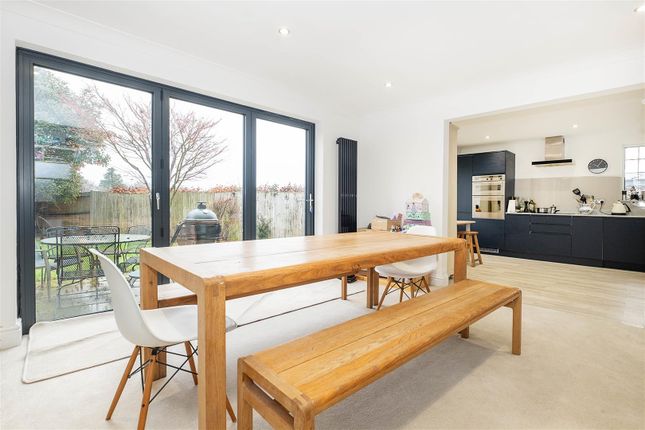 3, St. Nicholas Road, Thames Ditton photo 2