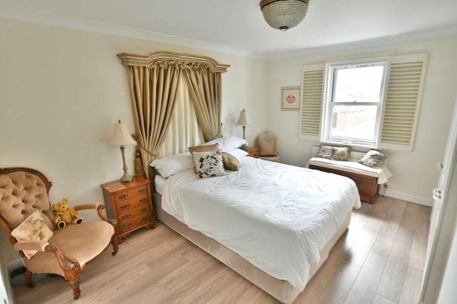 16, West Street, Wimborne photo 3