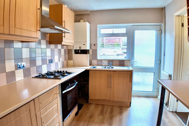 84 Aran Court, Cwmbran photo 2