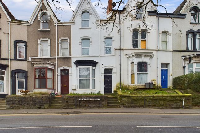 7-bed house on 34 Bryn Y Mor Crescent, Swansea, £295,000