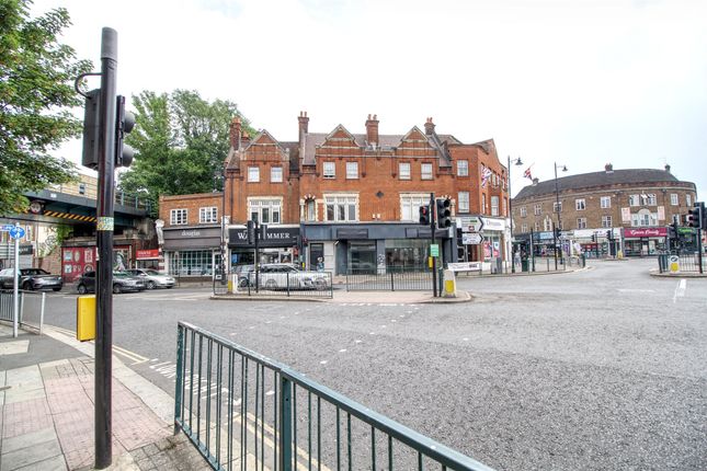 Thumbnail Office to let in High Street, Epsom, Surrey