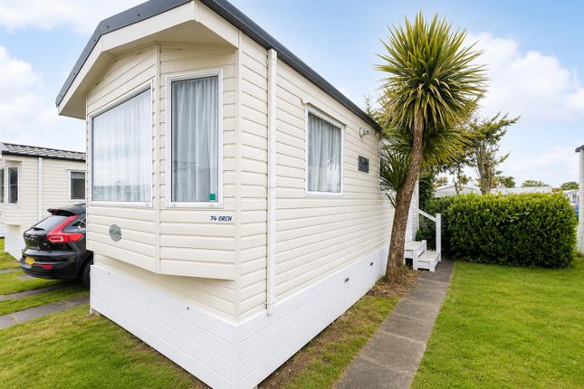 2-bed caravan on 74, Orchard, Ramsgate, £19,995