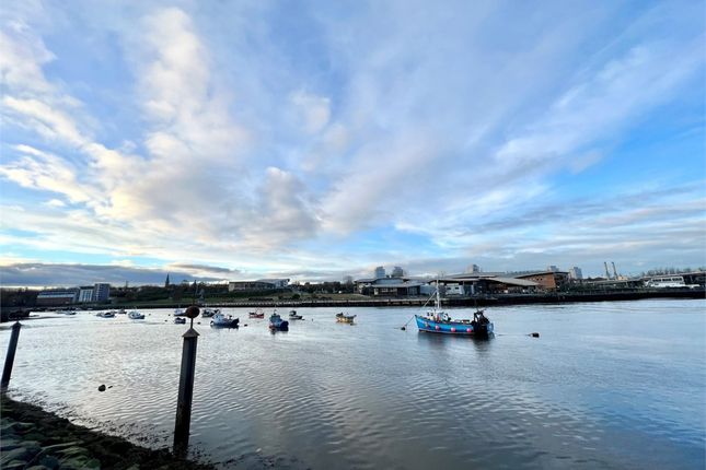 32, River View, Sunderland photo 3