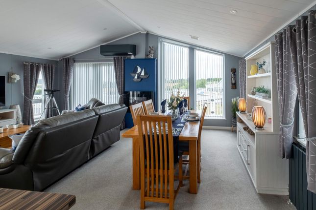 Trafalgar Heights 1A, Nodes Point Holiday Park, Ryde photo 5