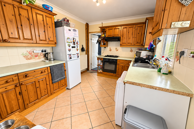 22, Tirycoed Road, Ammanford photo 3