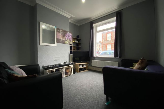 93, May Street, Cardiff photo 2