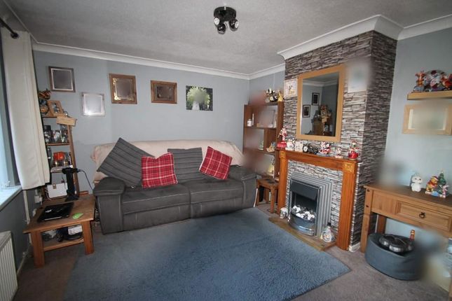 97, Cripps Avenue, Tredegar photo 5