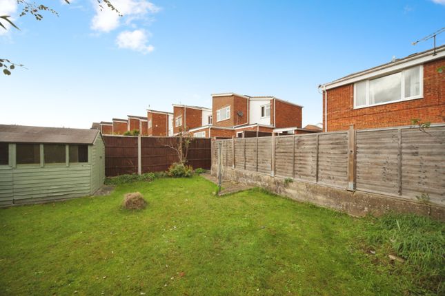 29a, Seaford Close, Luton photo 4