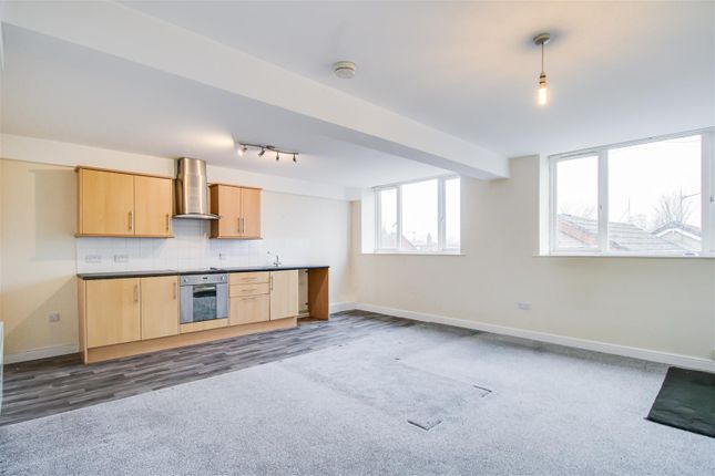 Flat 14, Thornes House, Dale Street, Ossett photo 2